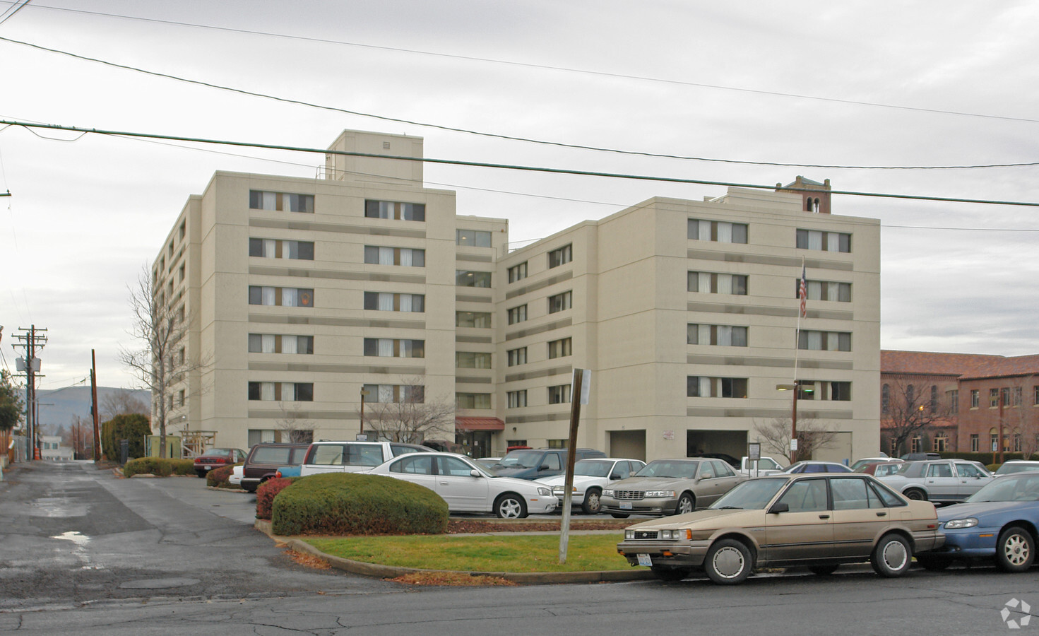 Mabel Swan Manor - Mabel Swan Manor Apartments