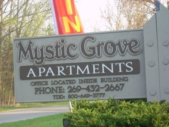 Mystic Grove - Mystic Grove Apartments