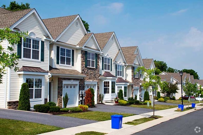 Building Photo - Horizons at the Village at Maidencreek Rental