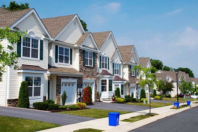Building Photo - Horizons at the Village at Maidencreek Rental