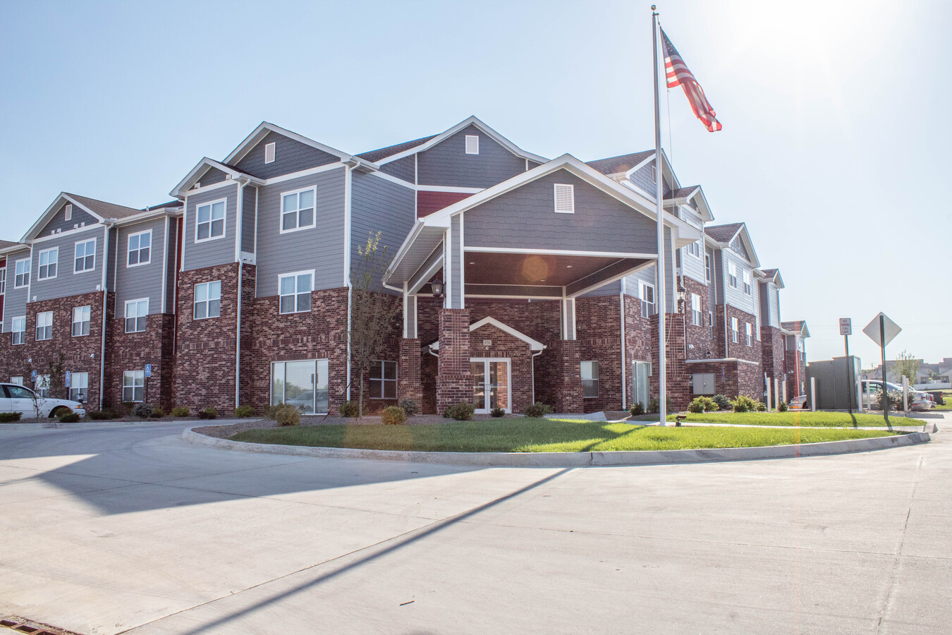 Memorial Hills II - Memorial Hills II Apartments