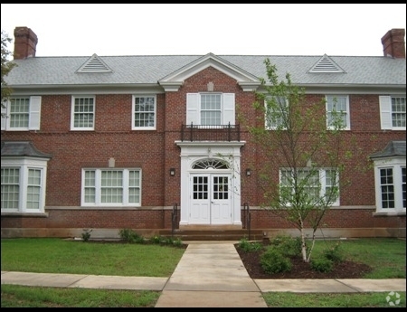 Primary Photo - Parkland Senior Apartments