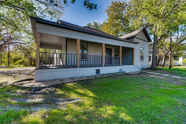 Photo - 519 N Anglin St Rental