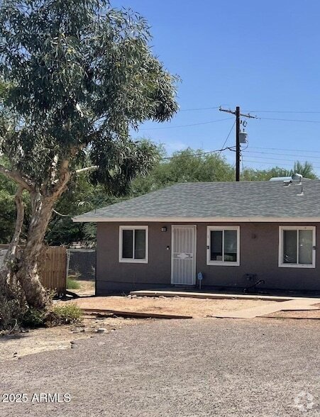 Building Photo - 9011 S 8th Pl Rental