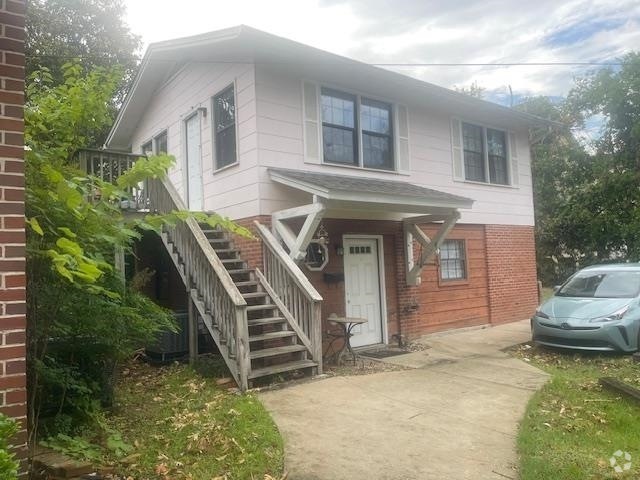Building Photo - 216 1/2 Rivoli Road Unit Rental
