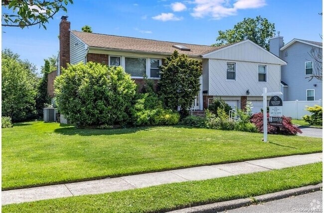 Building Photo - 261 Gramercy Dr Rental