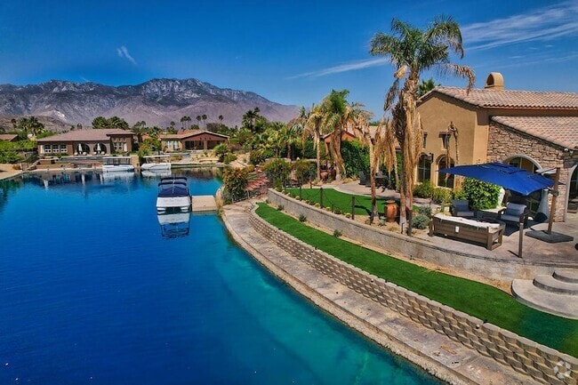 Building Photo - 9 Via Santanella Rental