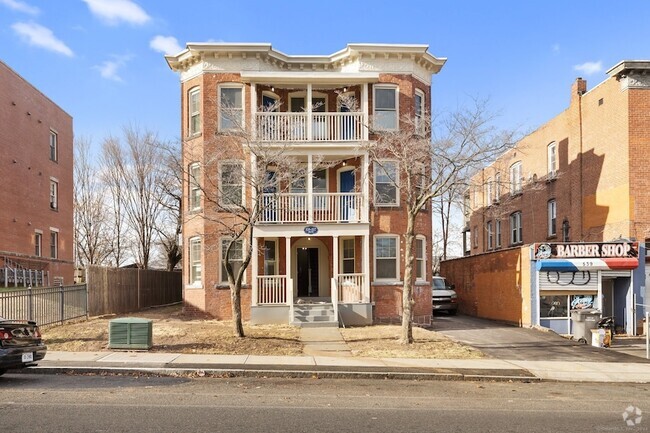 Building Photo - 535 Zion St Rental