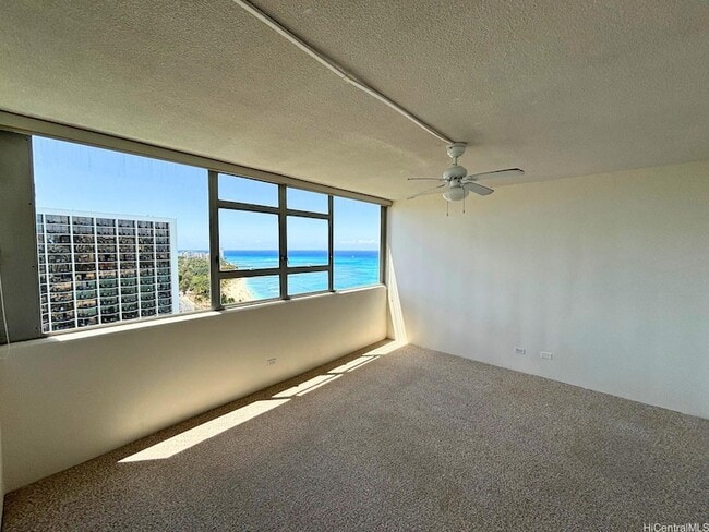 Photo - 2500 Kalakaua Ave Rental