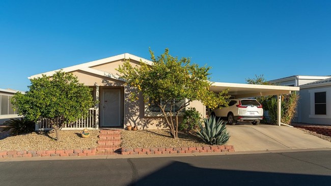 Photo - Desert Harbor Apartments