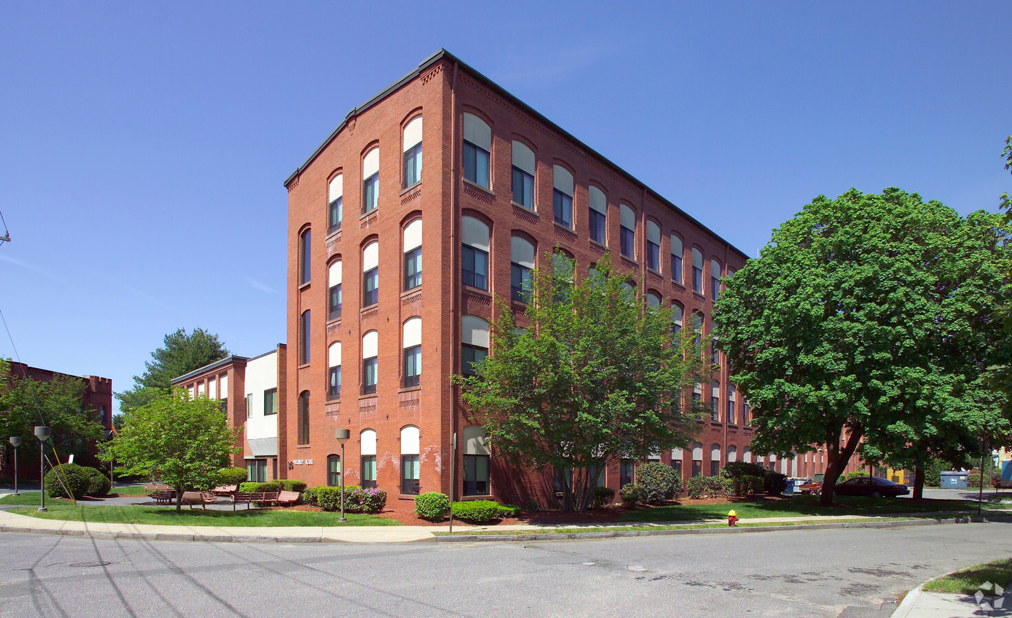 Front Entrance - McKinley House Apartments