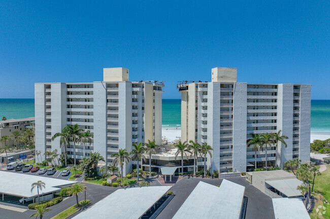 Building Photo - Whispering Sands South Tower Rental