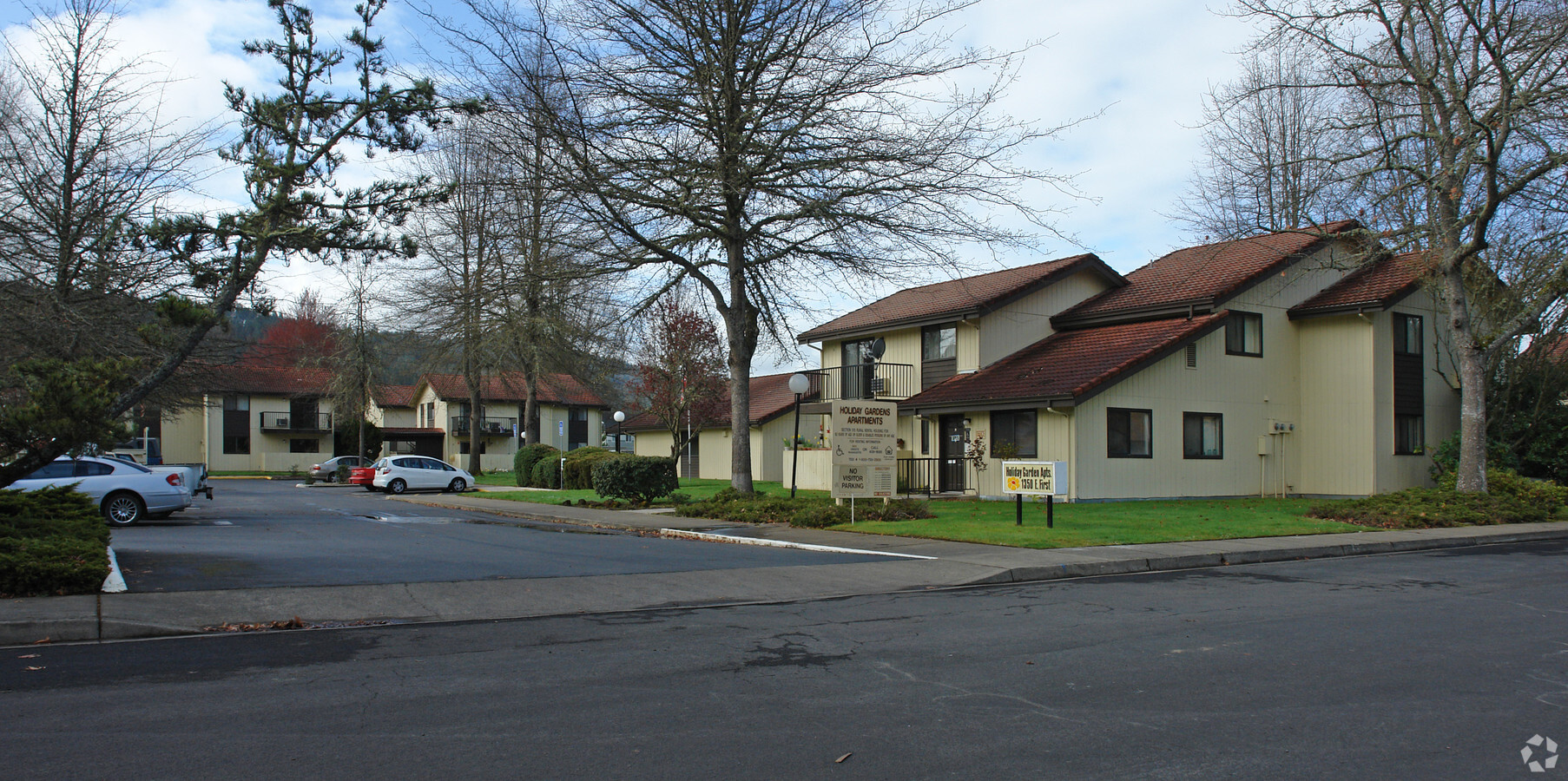 Big Valley - Sutherlin - Big Valley - Sutherlin Apartments