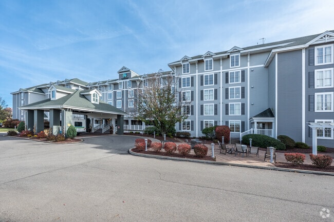 Building Photo - Tapestry Senior Living Moon Township Rental