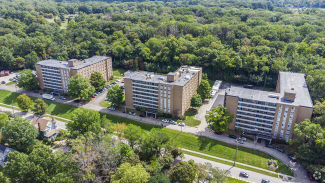 Building Photo - Forest Hill Terrace Rental