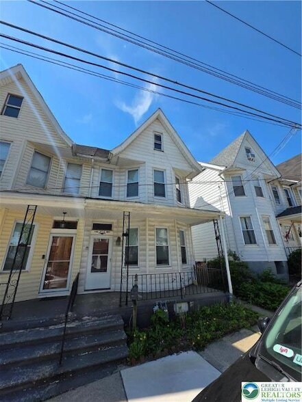 Building Photo - 816 Jackson St Rental