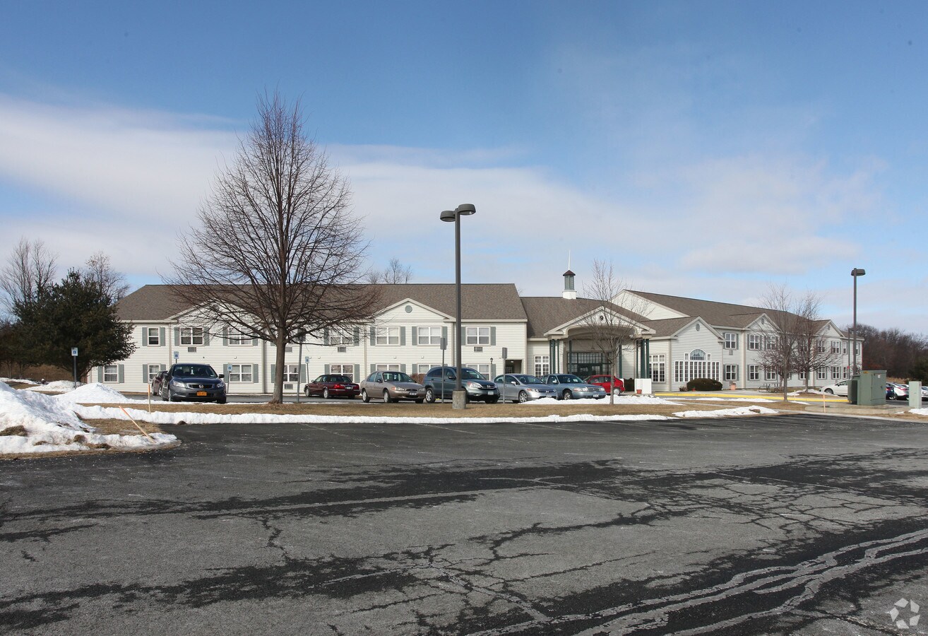 Rouse At Brunswick Apartments Troy, New York 0 unit available After55