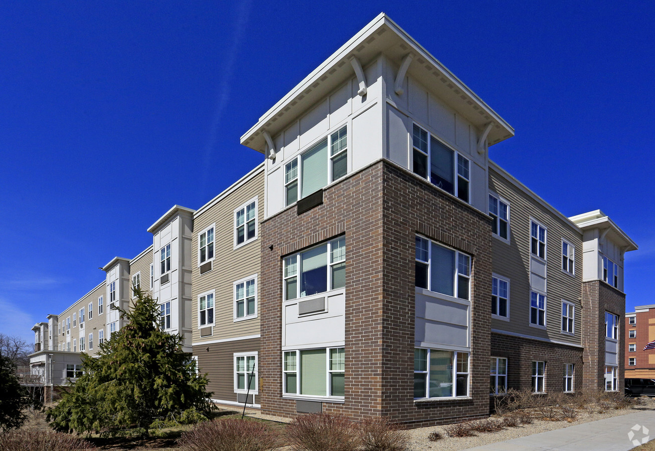 Photo - Walker Methodist Plaza Senior Living Apartments