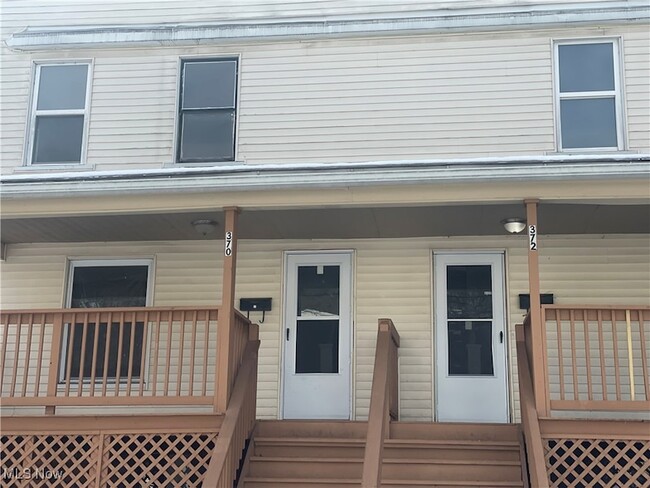 Photo - 372 Campbell St Apartment