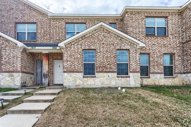 Building Photo - 1914 Timber Oaks Dr Rental