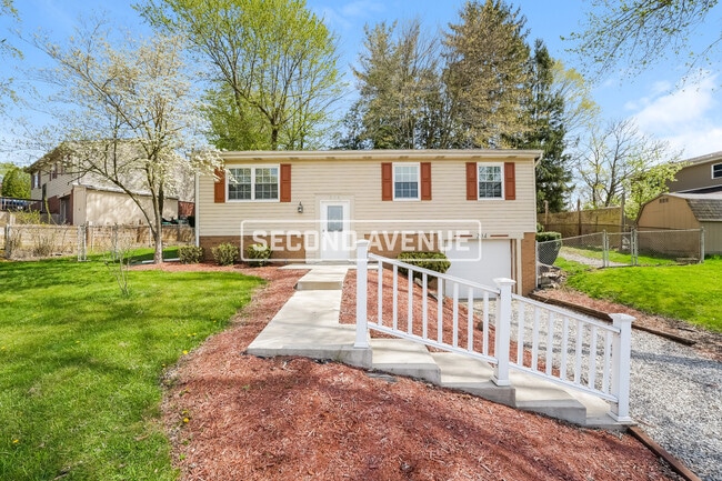 Photo - 204 Dolomite Dr Rental