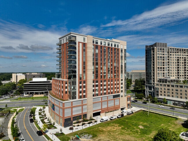 Building Photo - The Pinnacle North Bethesda