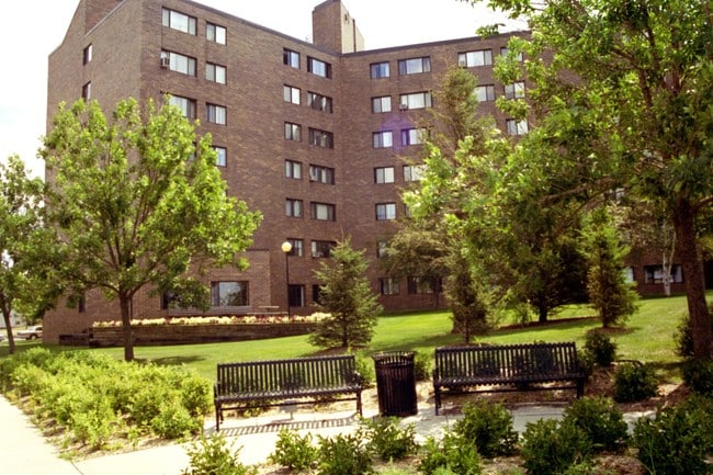 Building Photo - Larson Commons Rental