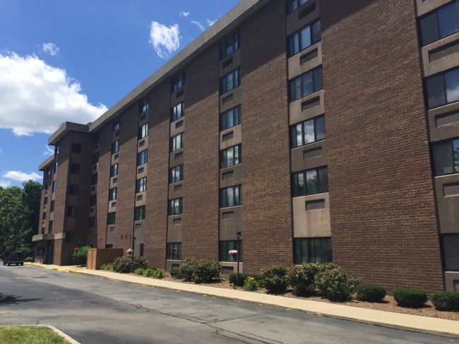 Building - Spring Creek Towers - Senior and/or Disabled Apartments