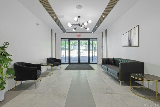 Building Photo - 962 US-9W