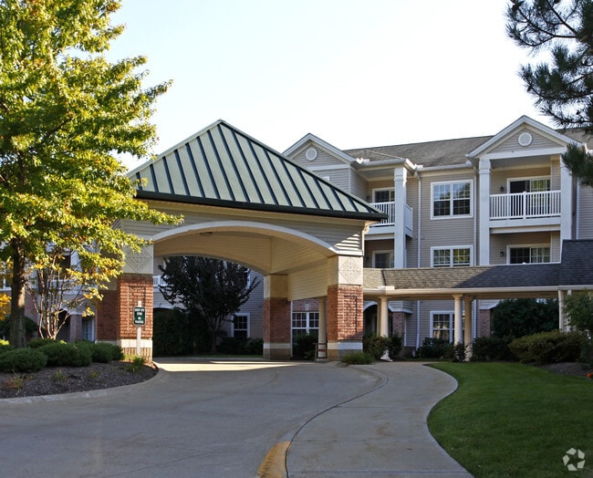 Building Photo - Sprenger Towne Center Senior Apartments