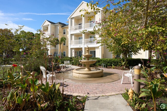 Building Photo - Laurel Oaks Senior Rental