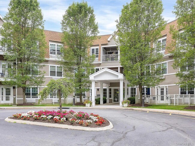 Building Photo - 110 Sutton Dr