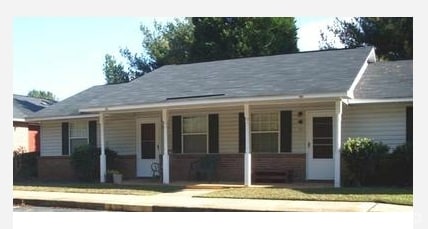 Primary Photo - Meadowbrook Village Rental
