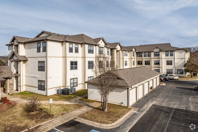 Building Photo - Home Towne At Conway