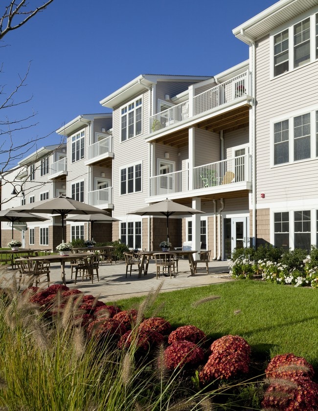 Ocean Shores Apartments - Ocean Shores Apartments