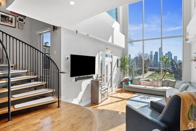 Building Photo - 438 Gregory Ave Rental