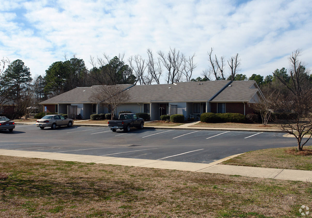 Marlboro Place Apartments - Marlboro Place Apartments