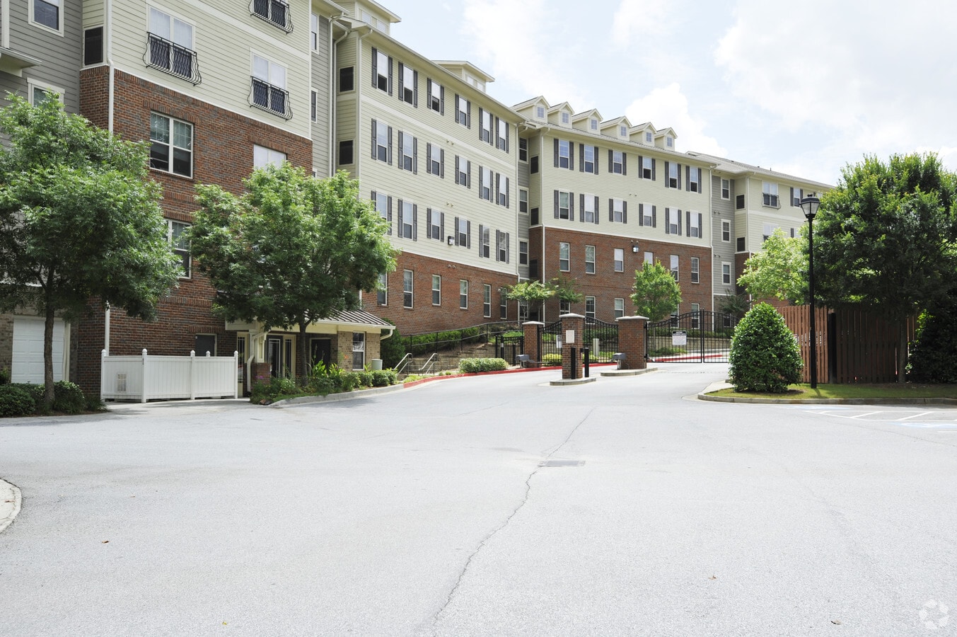 Photo - Ashford Parkside Apartments