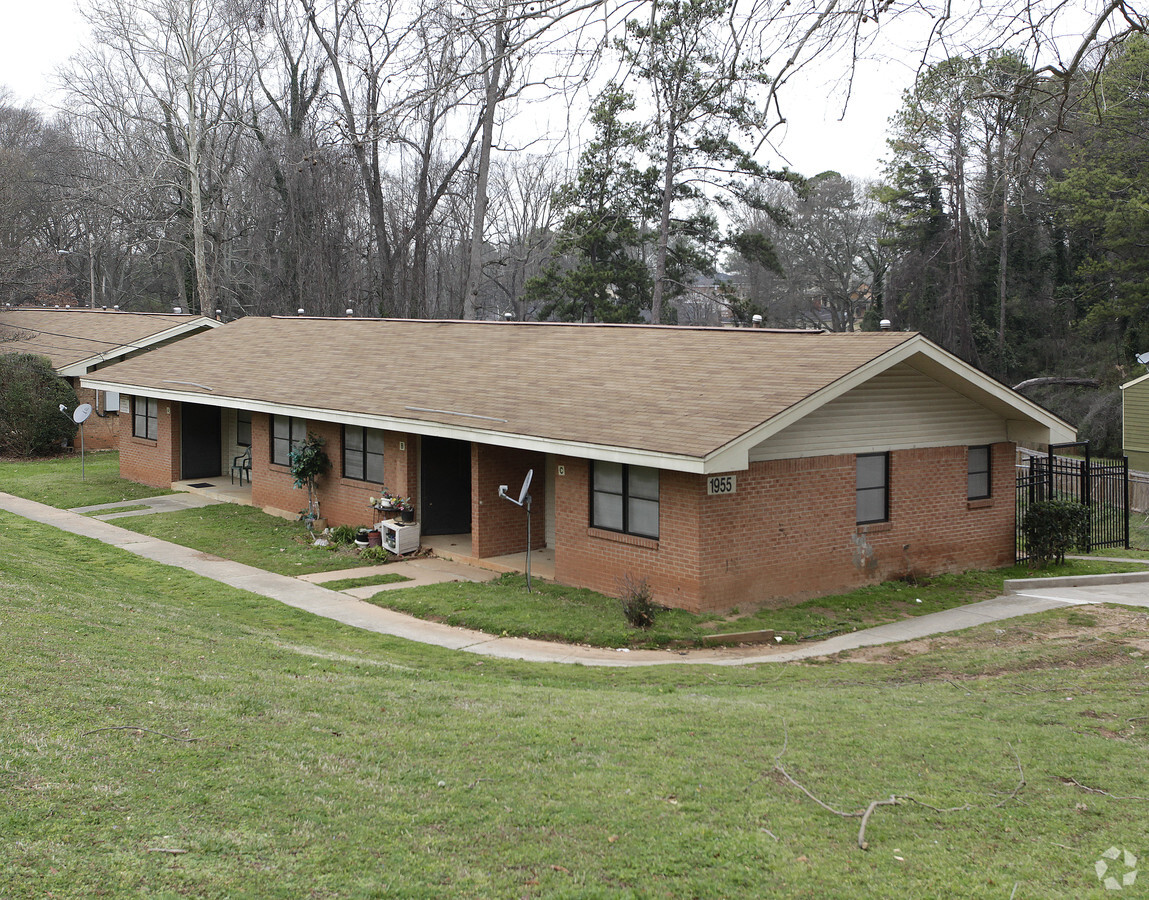 Photo - College View Hills Apartments