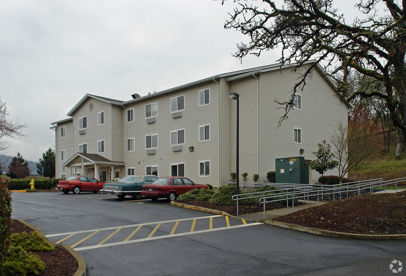 Meadow Creek Retirement Center - Meadow Creek Retirement Center Apartments