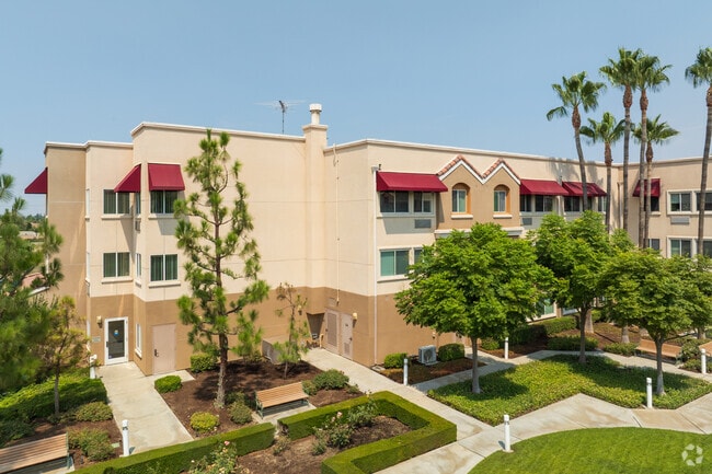 Building Photo - Telacu Buena Vista Rental