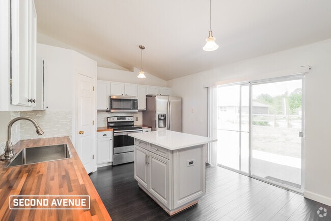 Building Photo - 4611 SW Dateland St Rental