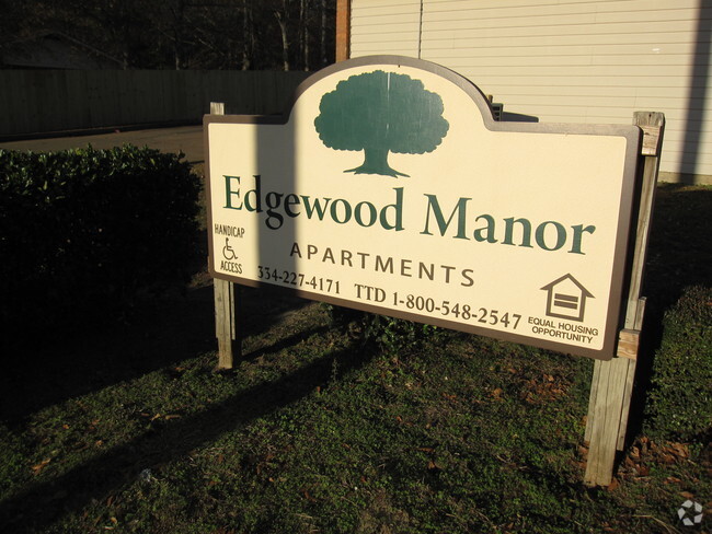 Building Photo - Edgewood Manor Rental