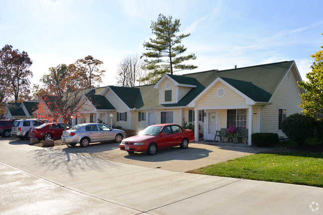 Oak Tree Village - Oak Tree Village Apartments