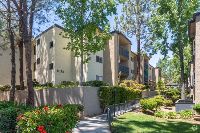 Building Photo - Hadley Apartments - A 55+ Lifestyle Community