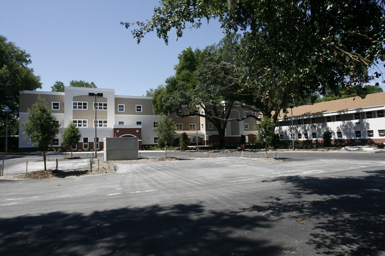 Photo - Apostles Village Apartments