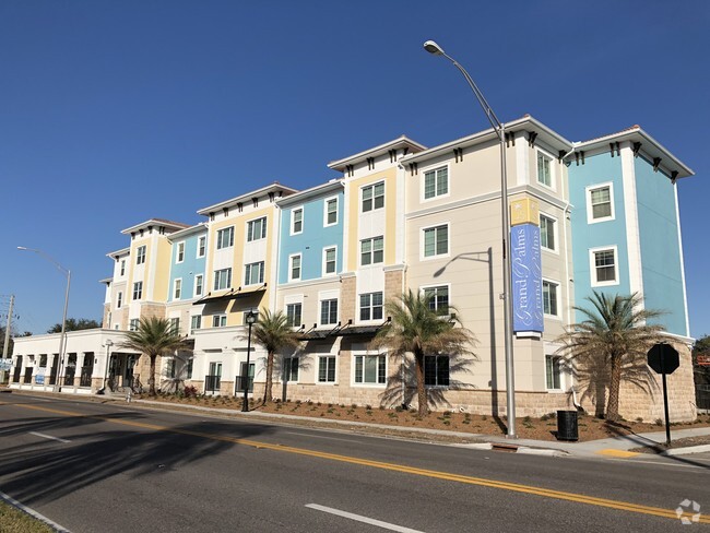 Building Photo - Grand Palms Senior Apartment Homes 55+