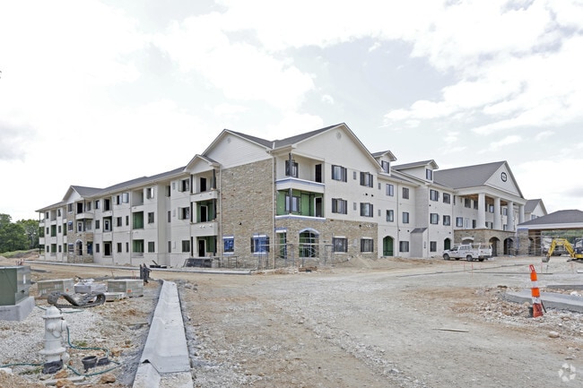 Building Photo - Grand Village at Clear Creek Rental