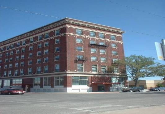 Photo - Lincoln House Apartments