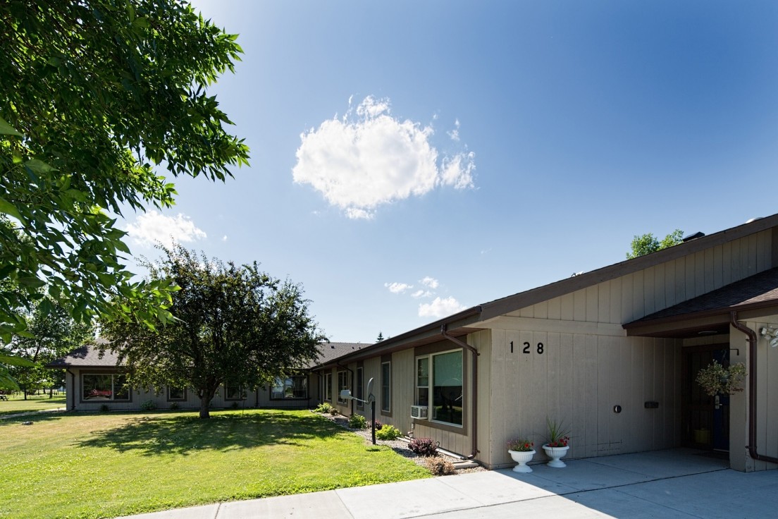 Northwood Manor - Northwood Manor Apartments